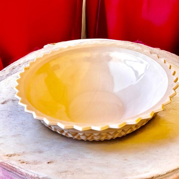 Vintage 50's Pink Milk Glass Bowl Jeannette Buttons & Bows Pattern Large Footed - Picture 4 of 14